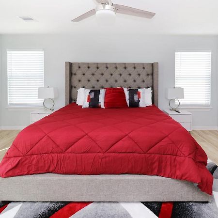 فيلا Peerless Retreat - Minutes From Downtown هيوستن المظهر الخارجي الصورة